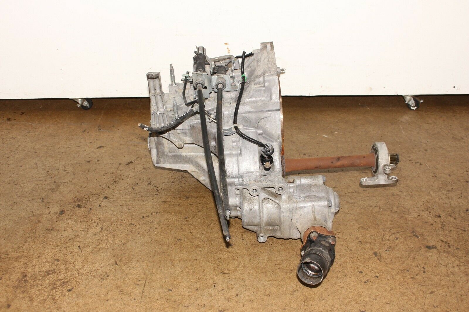 02 03 04 05 06 HONDA CR-V 5 SPEED AWD MANUAL TRANSMISSION JDM K24A K24A2 - Fresh Stock Dated October 2025