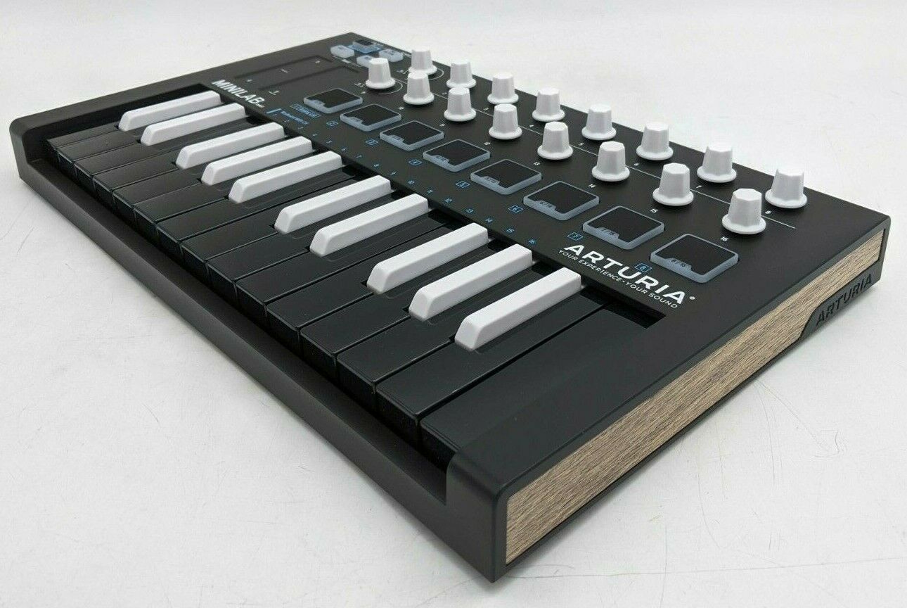 Arturia Minilab MkII Universal Midi Controller 7018400894043316 Black -JCA0299 - Fresh Stock Dated October 2025