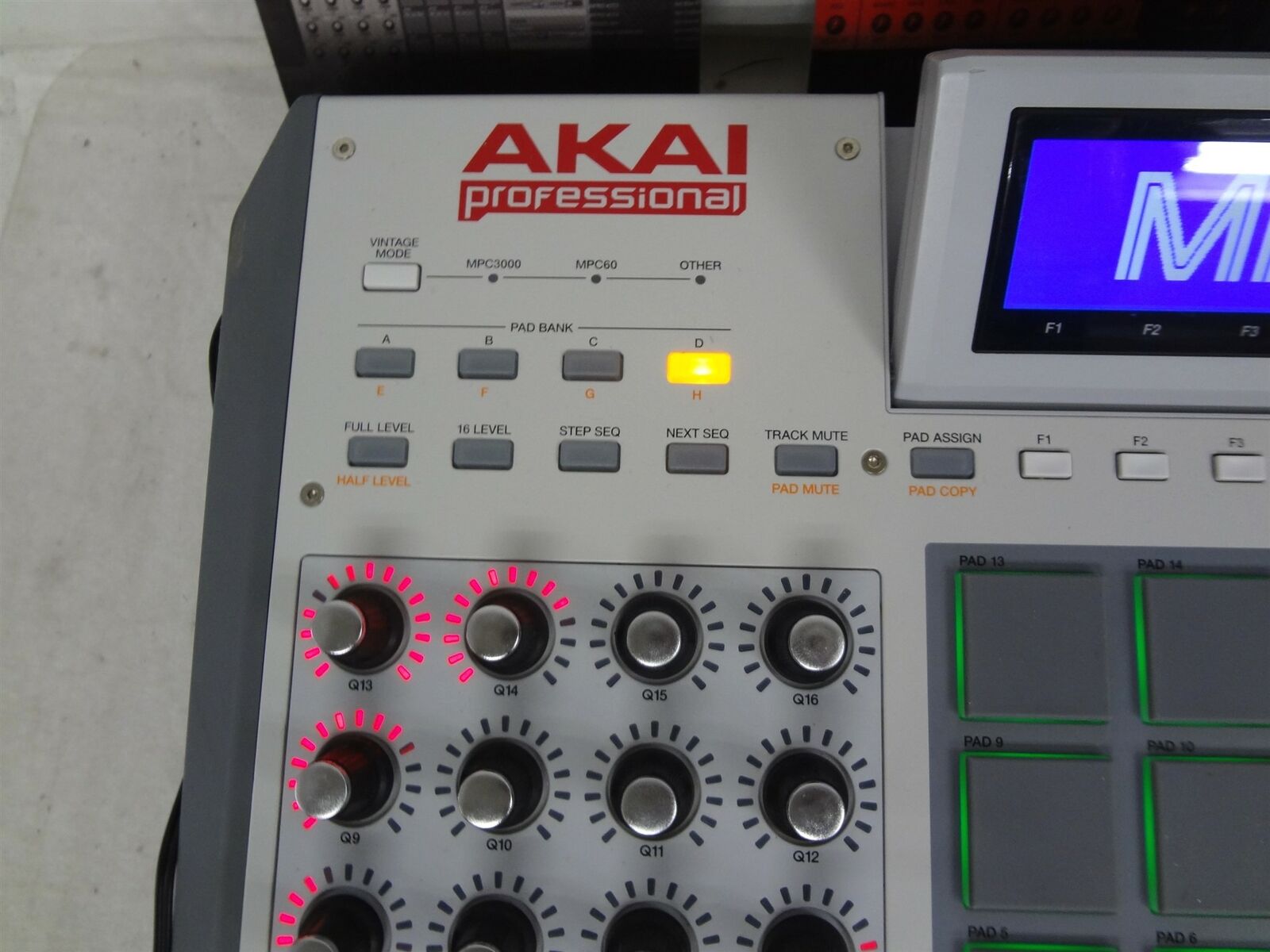 Akai MPC Renaissance PC/Mac USB MIDI Music Production Controller No Software - Fresh Stock Dated October 2025