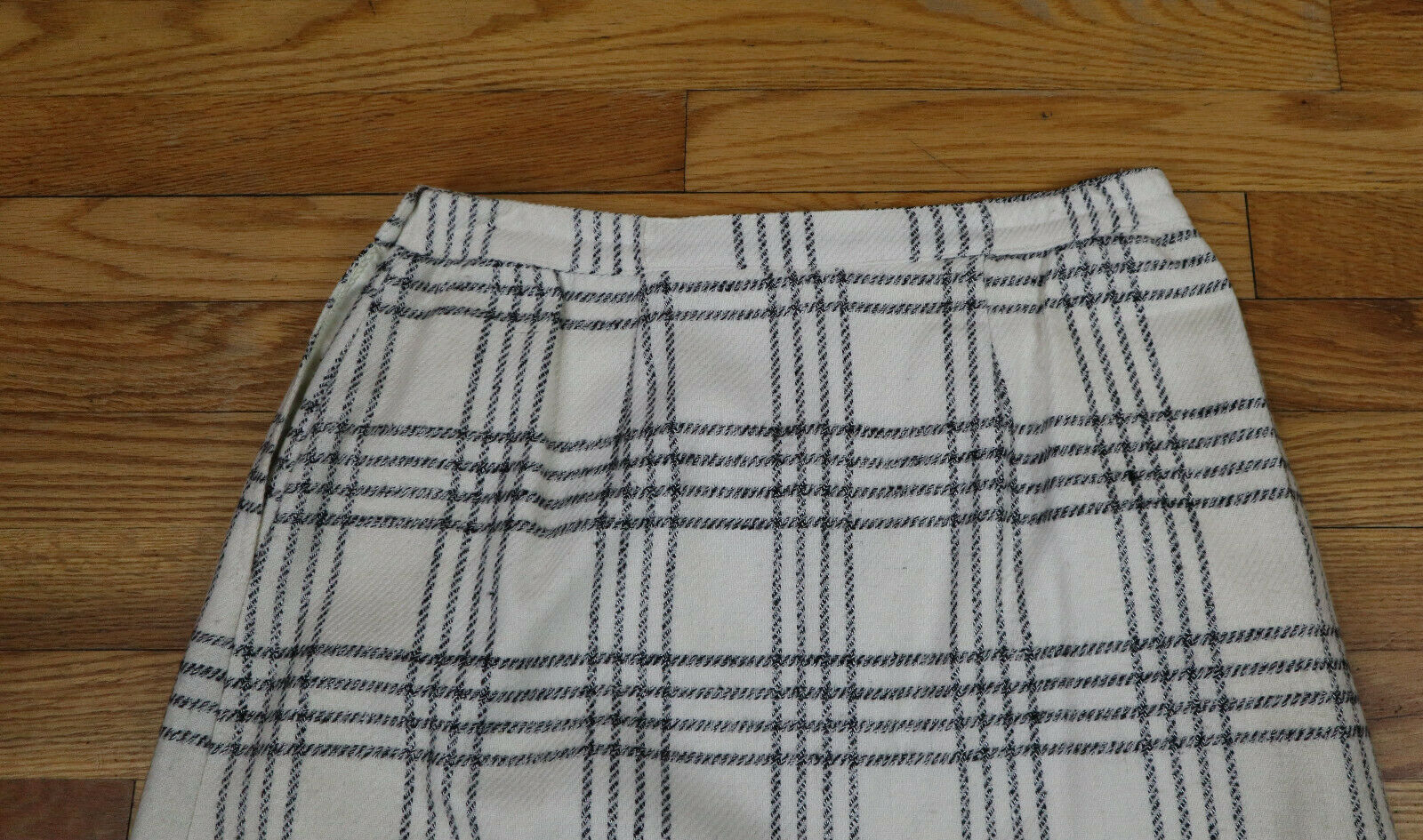 VINTAGE WOMEN'S WHITE & GRAY PLAID PENCIL SKIRT - PERSONAL - SIZE 16 - Fresh Stock Dated October 2025