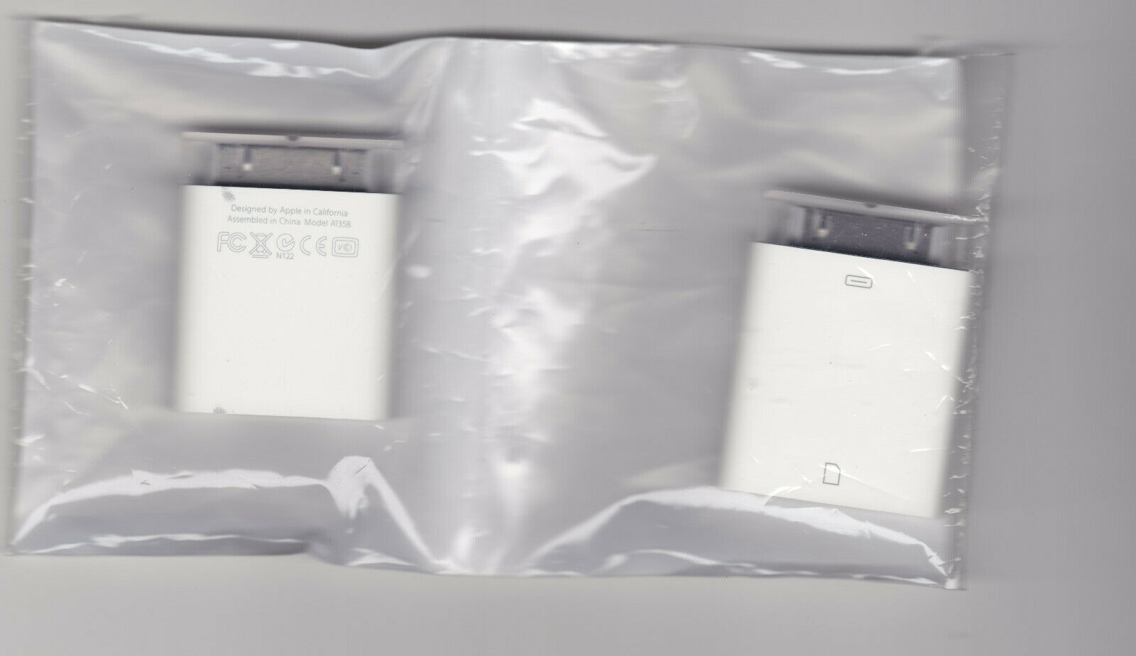 Apple  iPad Camera Connection Kit (MC531ZM/A) - Fresh Stock Dated October 2025