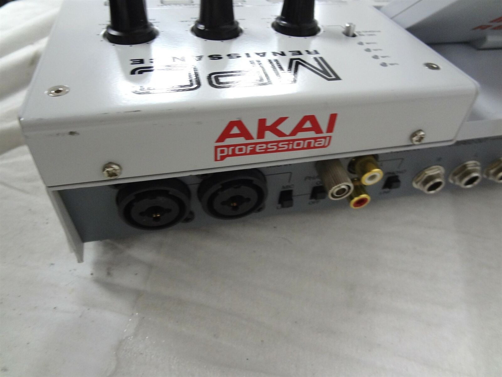Akai MPC Renaissance PC/Mac USB MIDI Music Production Controller No Software - Fresh Stock Dated October 2025